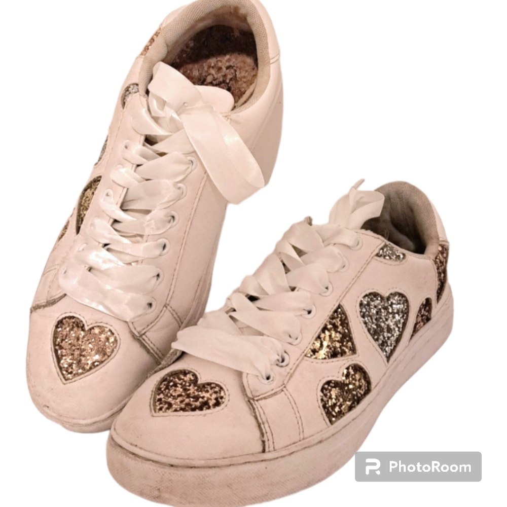 White women's sneakers w/sequined hearts